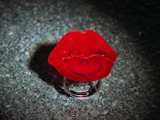 Anillo Caramelo Labio