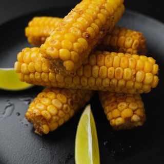 Mazorquitas de maíz con lima