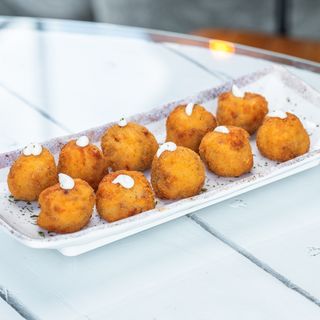 Croquetas Cremosas De Jamón Ibérico (10 uds.)