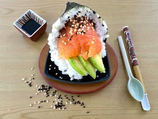 Temaki Salmón  (1 Ud.)