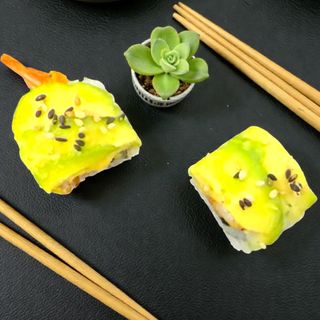 Dragon Roll (8 Uds.)