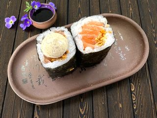 Maki Salmón Con Trufa (8 Uds.)