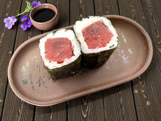 Maki Atún Con Queso (8 Uds.)