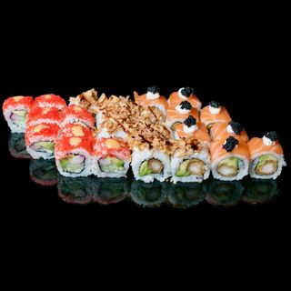 Uramaki Variado.(24piezas)