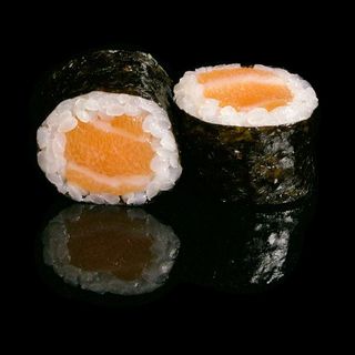 Maki Salmón.