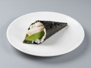 Temaki de Pez Mantequilla con Trufa.