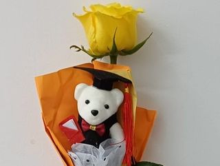 ROSA AMARILLA GRADUACIÓN