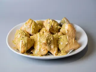 Pistacho bites