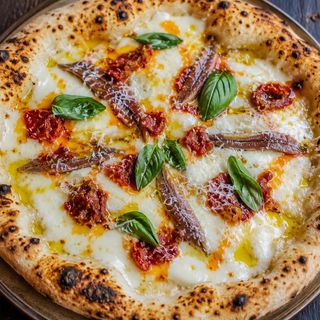 Pizza Vesuvio 400