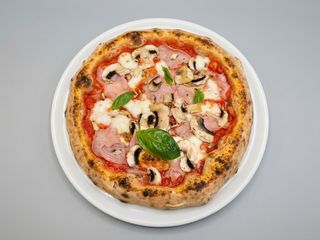 PIZZA PROSCIUTTO E FUNGHI