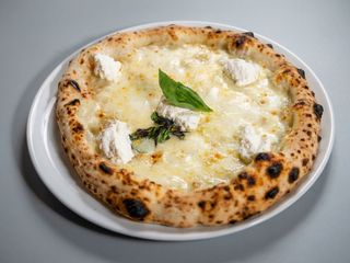 PIZZA CUATRO FORMAGGI