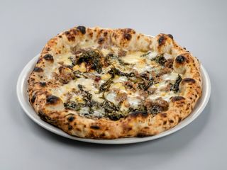 PIZZA SALSICCIA E FRIARIELLI