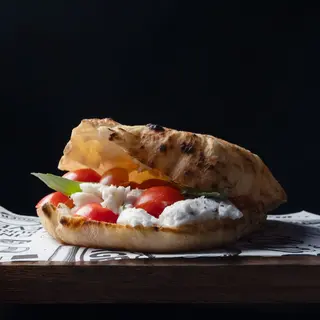 Bocadillo Caprese