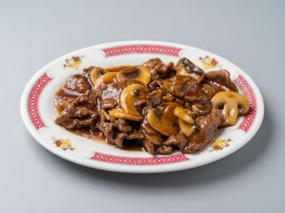 Ternera Con Champiñones