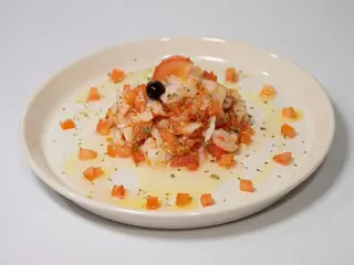 Ensalada De Carpaccio de bacalao