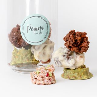 BOTE DE ROCAS DE CHOCOLATE