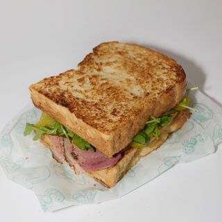 SÁNDWICH PASTRAMI