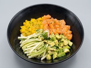 Maxi Donburi de Salmón