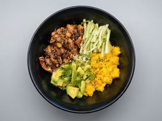 Maxi Donburi Pollo Teriyaki（Con salsa teriyaki)
