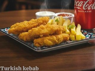 TIRÁS DE POLLO CORIGENTE CON PTATA