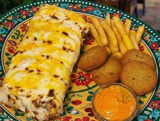 MENU TACO FALAFEL GRATINADO ESPECIAL