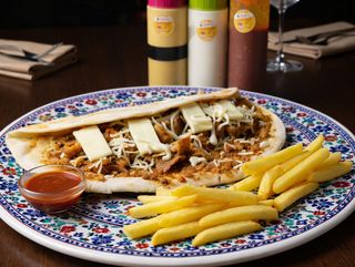 PIZZA TURCA O LAHMACUN TURKISH CHEEZ SOLO