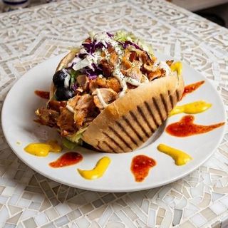 DONER PITA SOLO CARNE Y SALSA