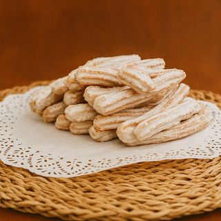 Ración De Churros En Chocolate Blanco (Para 4 Personas 600 gr.)