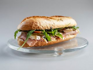 bocadillo de gambas+patatas