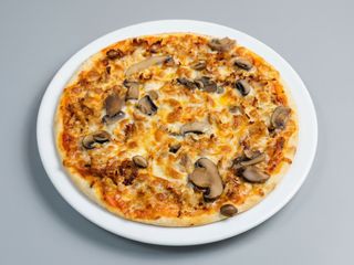 18. Pizza De Pollo Y Champi (30 Cm.)