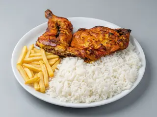 1/2 Pollo A La Brasa Con Arroz