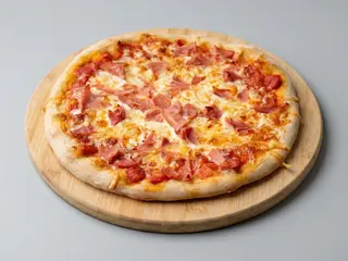 Pizza De Jamón (28 Cm.)