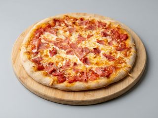 Pizza De Jamón (28 Cm.)