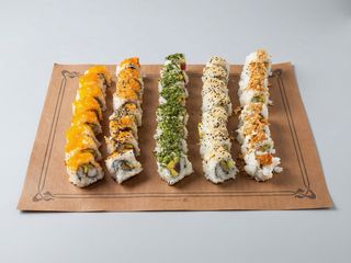 California Dragon Roll 8p ( sabor a elegir )