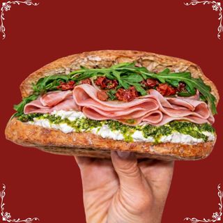 VERDI - La de Cotto, Pesto, Tomate seco y Ricotta