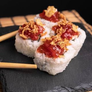 66. Uramaki De Brie Y Ebi (8 Pzs.)