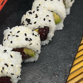 70. Uramaki Tuna Roll