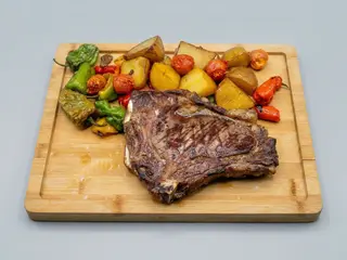 Chuletón A La Brasa (Ración)