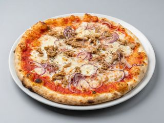Pizza tonno e cipolla (32 cm.)