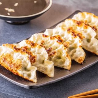 Gyozas verduras frito (4 pzs.)