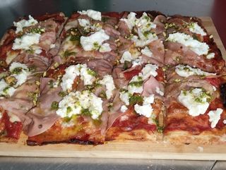 Pizza Bolonia Familiar