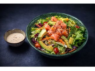 Ensalada De Salmón(三文鱼沙拉)