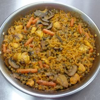 PAELLA DE POLLO
