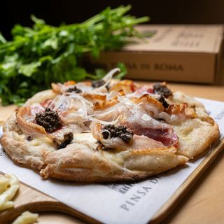 PANCETA E TARTUFO
