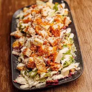 Ensalada César Con Pollo Crispy