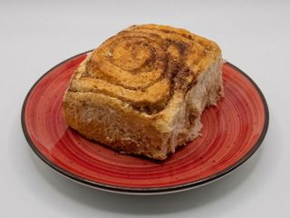 Roll de Canela con helado