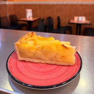 Porción de tarta de manzana espectacular