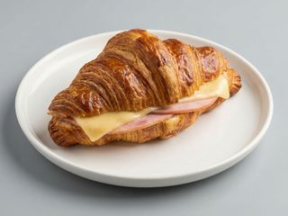 Croissant jamón y queso