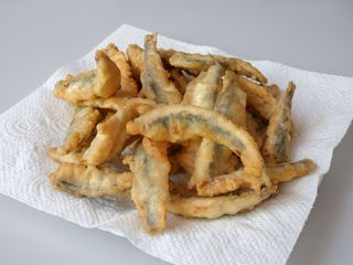 BOQUERONES AL LIMÓN
