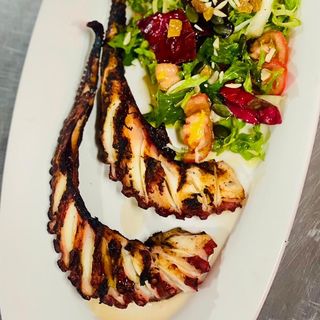 PULPO A LA BRASA